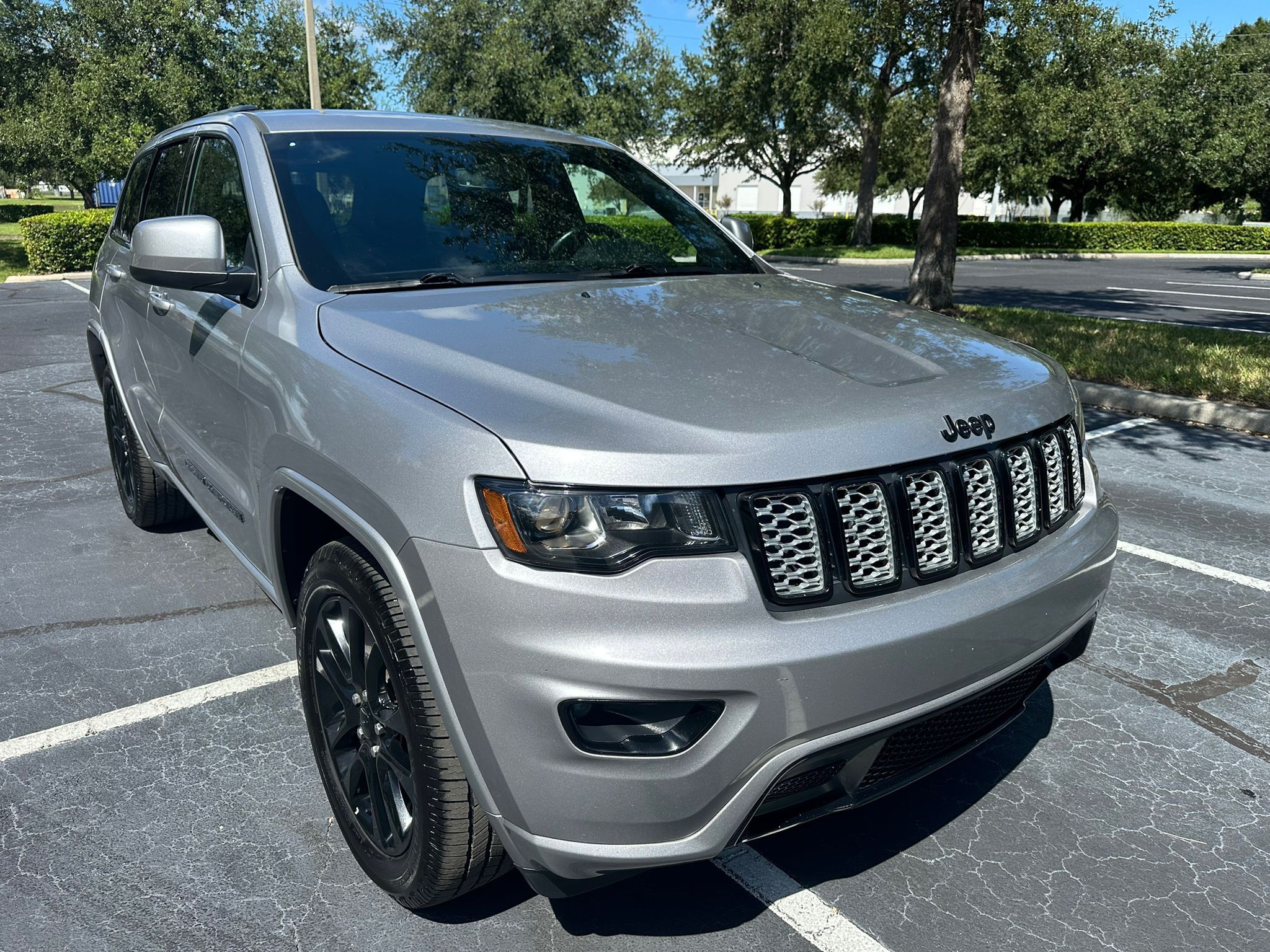 2020 Jeep Grand Cherokee