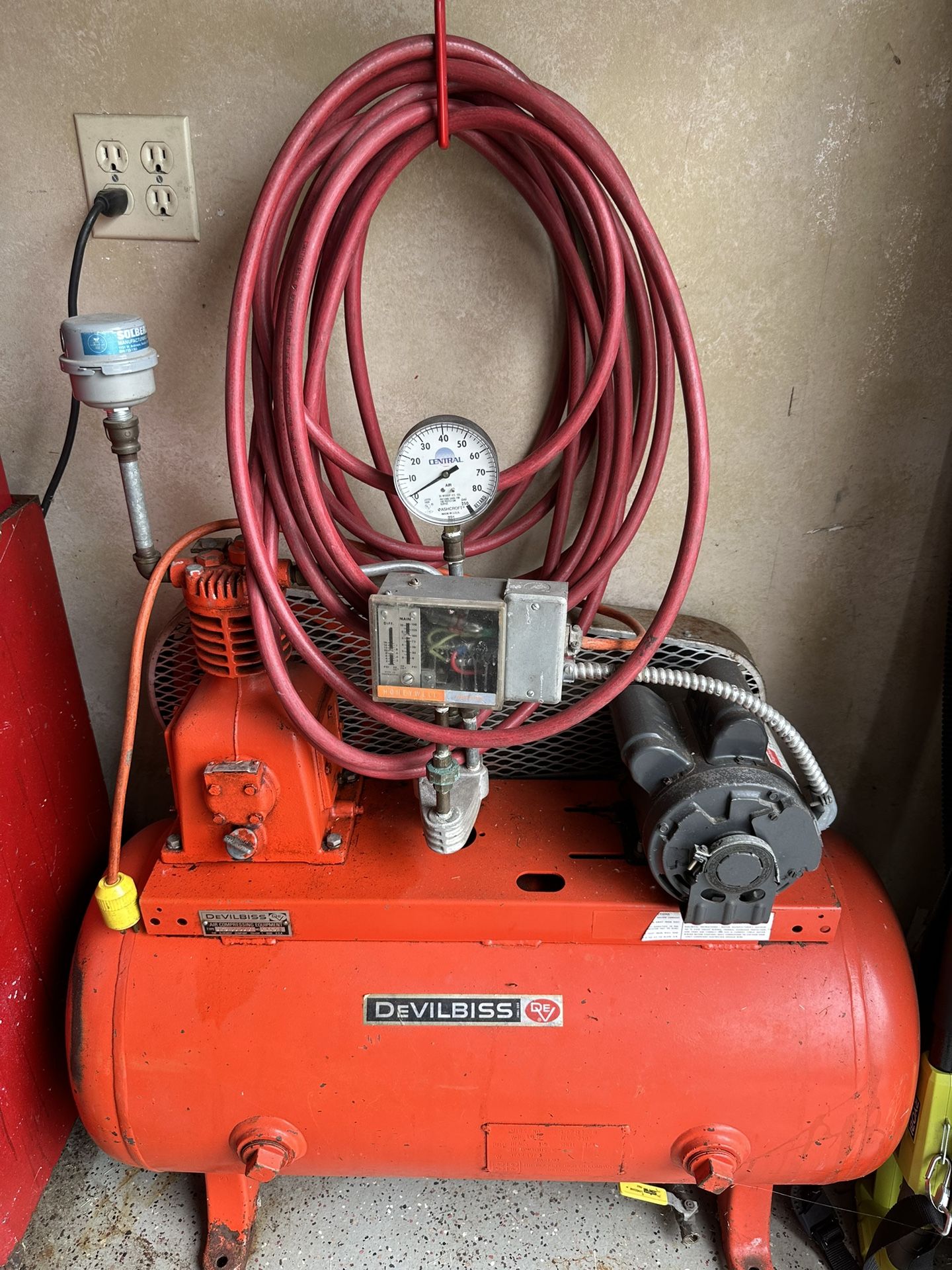 Air Compressor and Tools