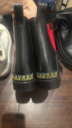 Ralph Lauren 的雨靴（Chelsea Rain Boots）
