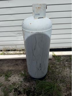 100lb propane tank