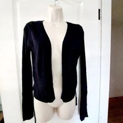 Black knit cardigan crop sweater used good condition size juniors large