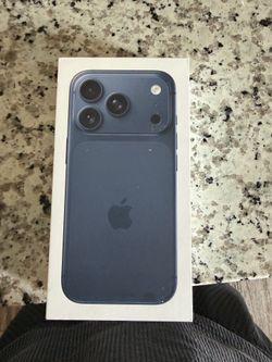 17 pro 250 gb version