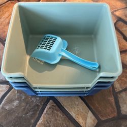 Marshall Ferret Litter Box (4) And Scooper