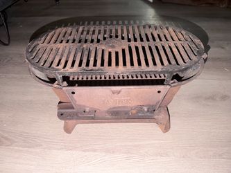 vintage Lodge Sportsman's Cast Iron Hibachi-Style Grill