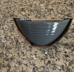 Oval ramen bowl