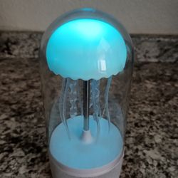 Jellyfish Lamp Bluetooth Speaker 