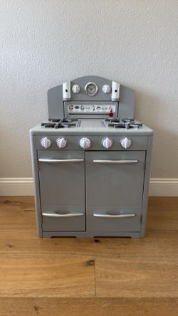 Pottery Barn Kids Retro Play Kitchen + Melissa & Doug Accessories & Play Food