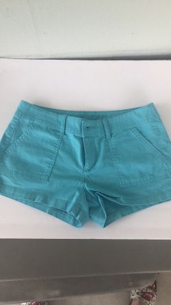 2 pairs of bn shorts