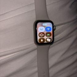 Apple Watch  SE 2nd Generation 