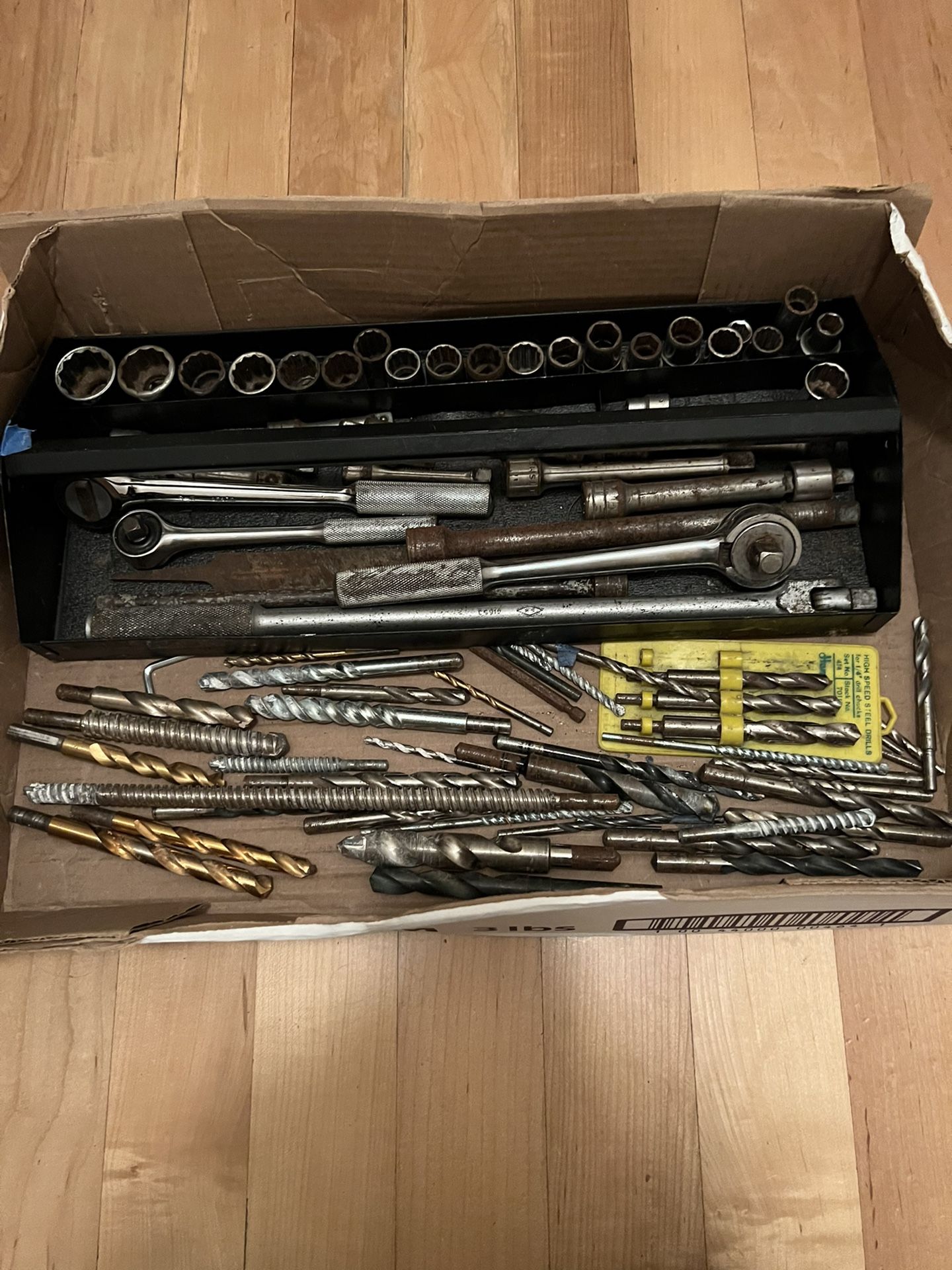 LOTS OF BIDS AND SOCKETS