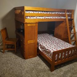 Bunk Bed/Dresser/Desk/Mirror/Night Stand