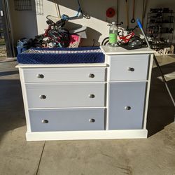 Baby Dresser/Changing Table Combo