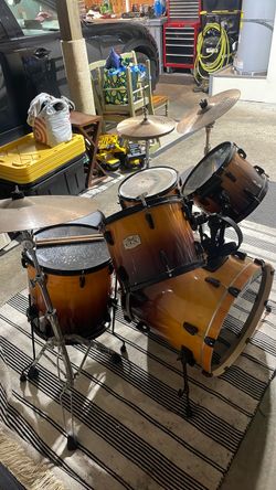 Pearl ELX Drum Kit