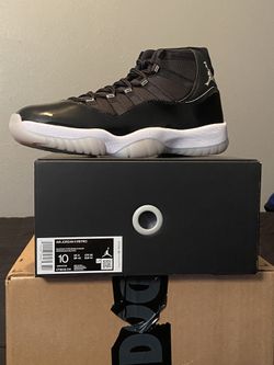 JORDAN 11 RETRO JUBILEE SIZE 10 MEN