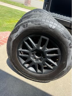 Cyber truck Rims and tires