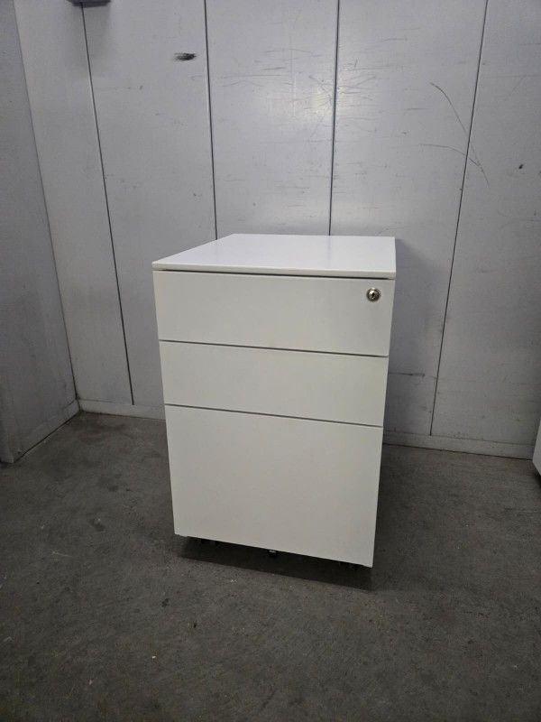 Metal File Cabinet Letter Size With Key $60 Each