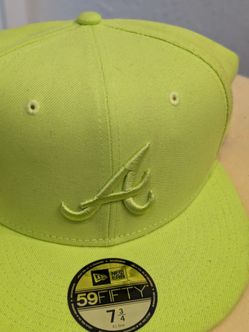 Men's Atlanta Braves New Era Neon Green 2023 Spring Color Basic 59FIFTY Fitted Hat