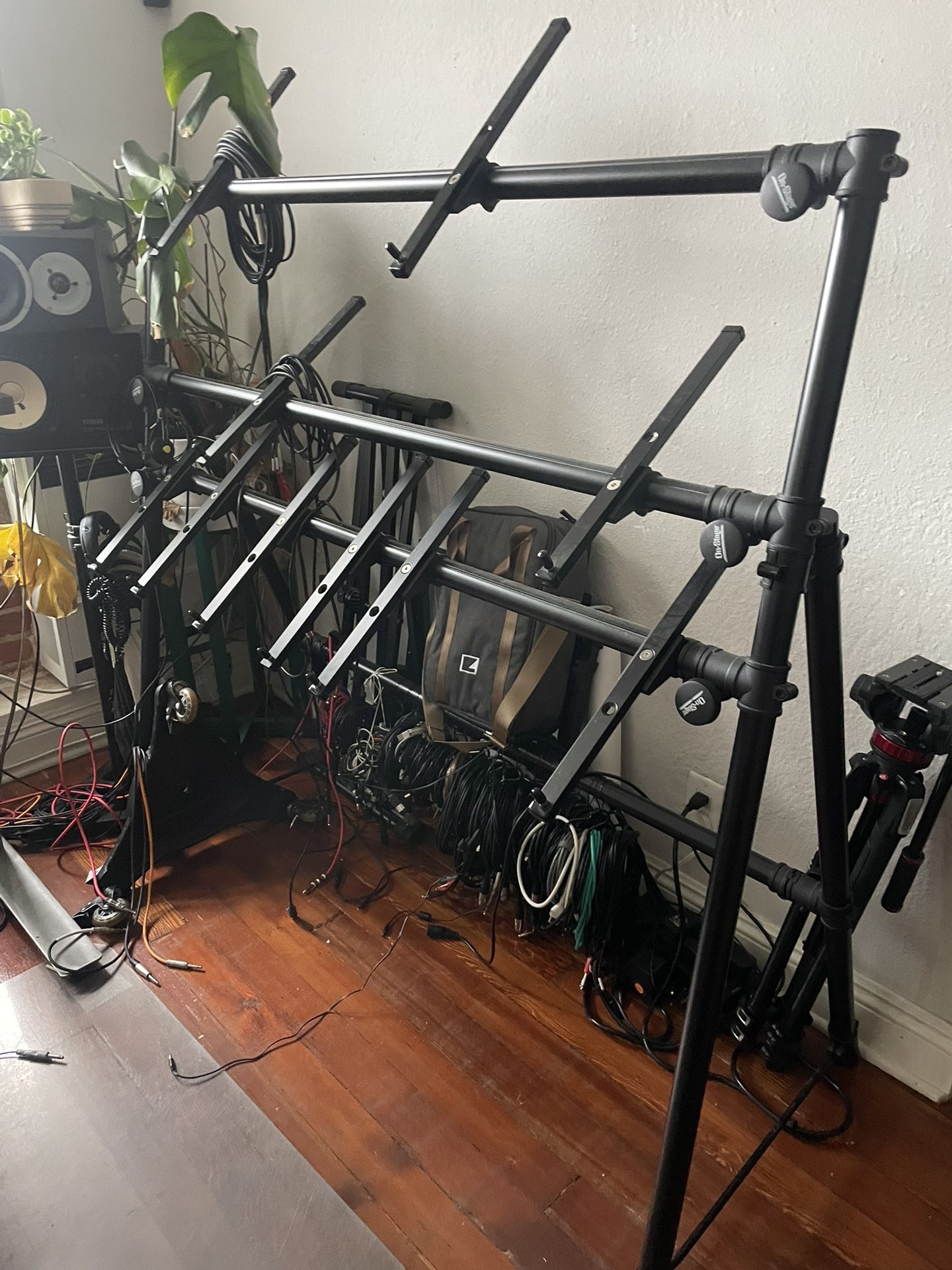 ON-STAGE - KS7903 Three-Tier A-Frame Keyboard Stand