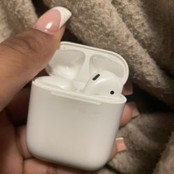 airpod with case 