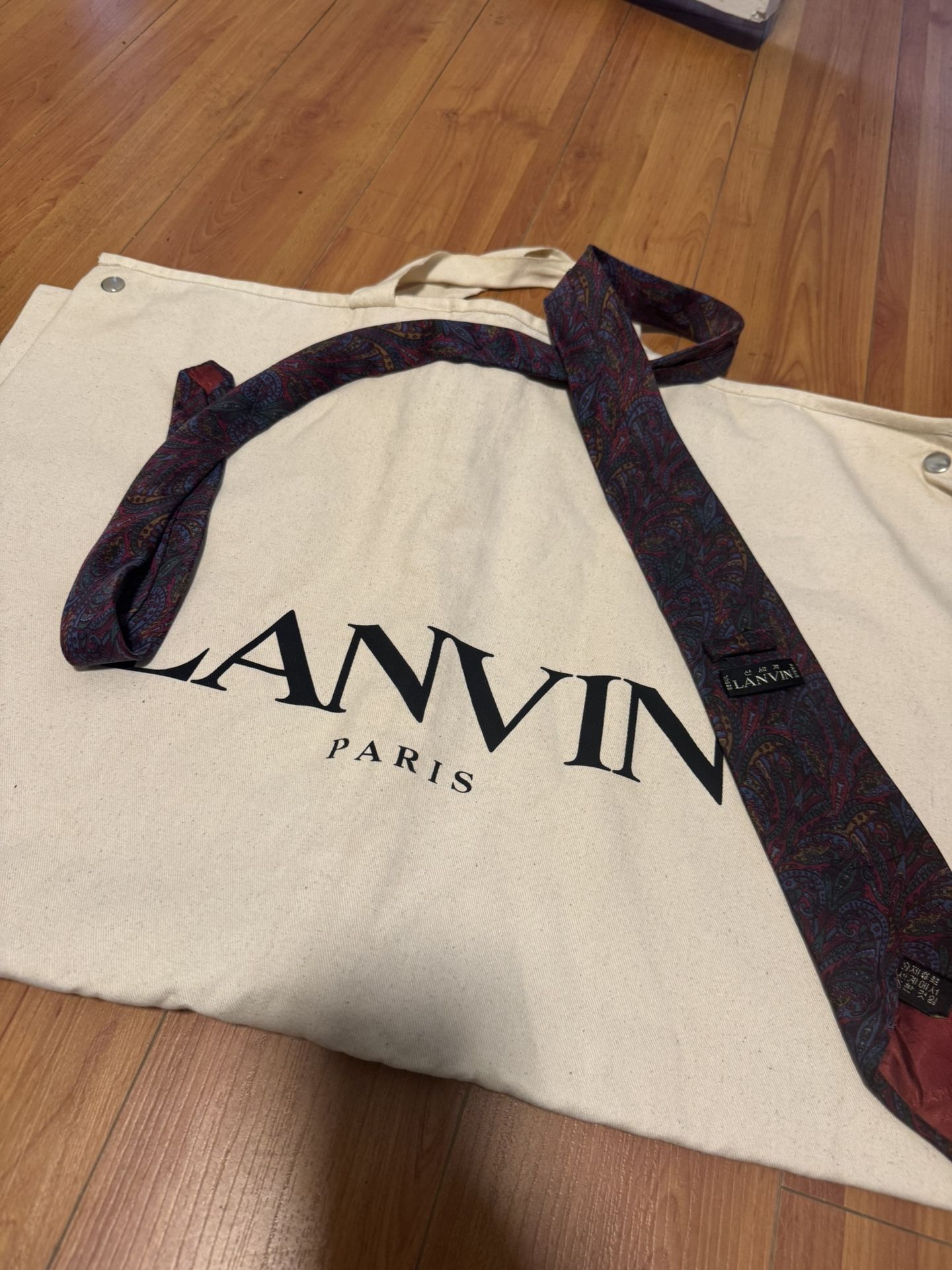 Necktie And garment Bag