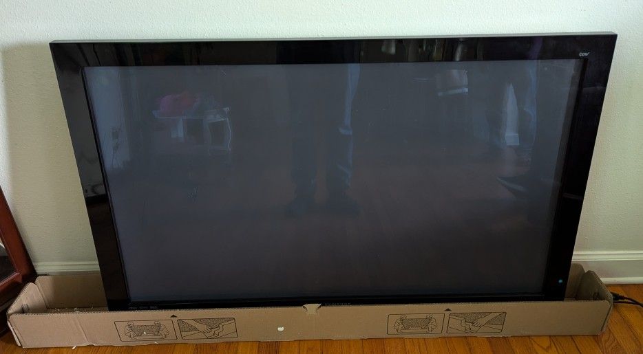 50-inch Samsung Plasma TV Model: HP-S5053