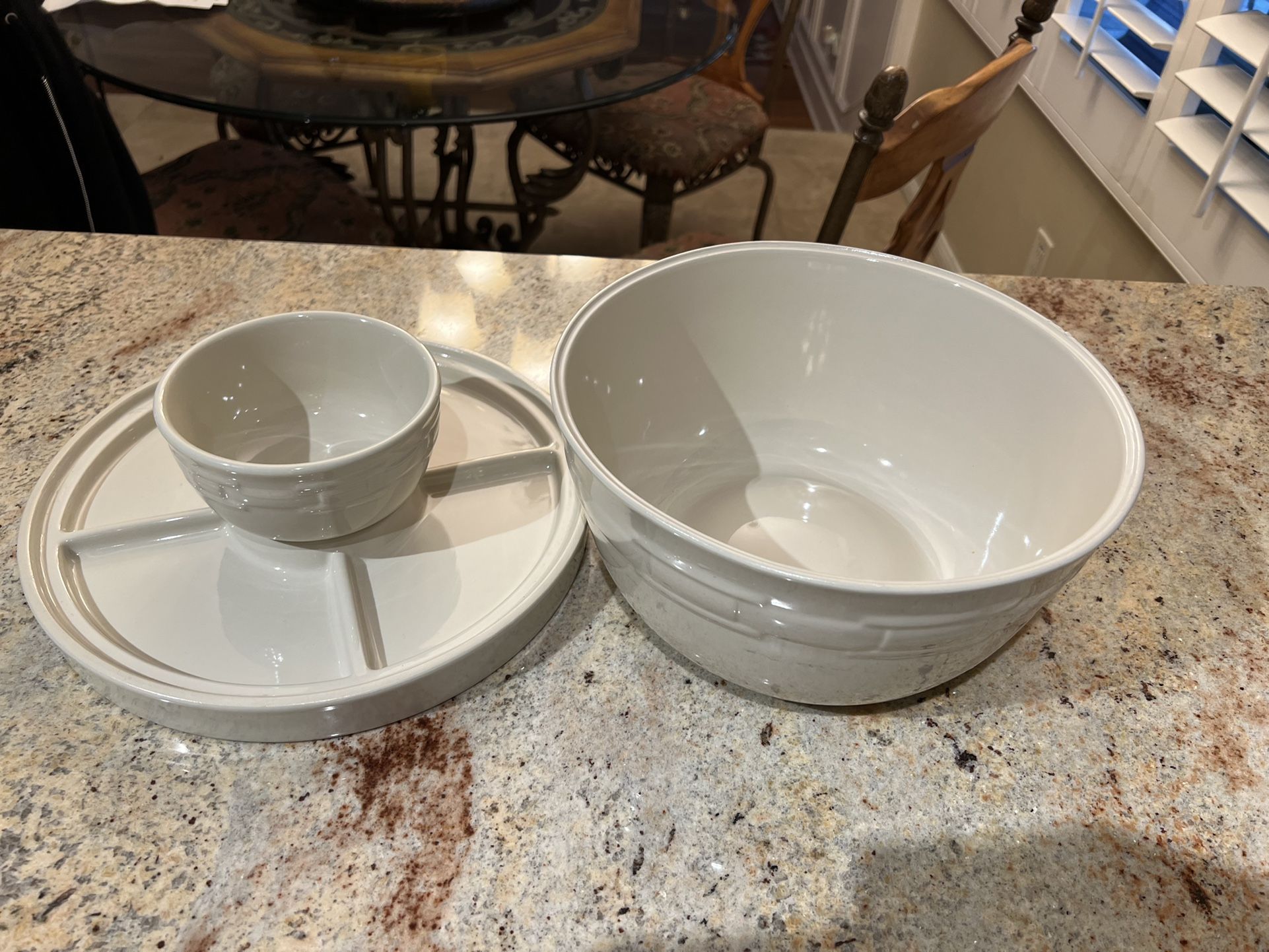 Longaberger bowl and tray set 
