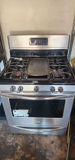 Frigidaire 5 Burner Gas Stove