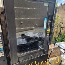 Vending Machine For Sale