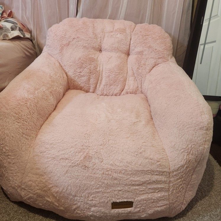 XL Pink Lounge Chair- Very Soft
