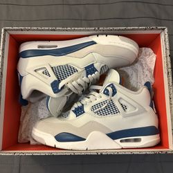 Jordan 4s 