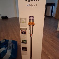 Dyson v15 Detect **$350 Off MSRP**