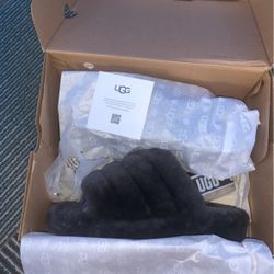 Authentic UGG FLUFF YEAH SLIDE-womens 9