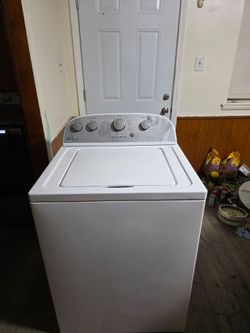 WHIRPOOL WASHER GOOD CONDITION LARGE CAPACITY HEAVY DUTY DELIVERY AVAILABLE FOR EXTRA FEE