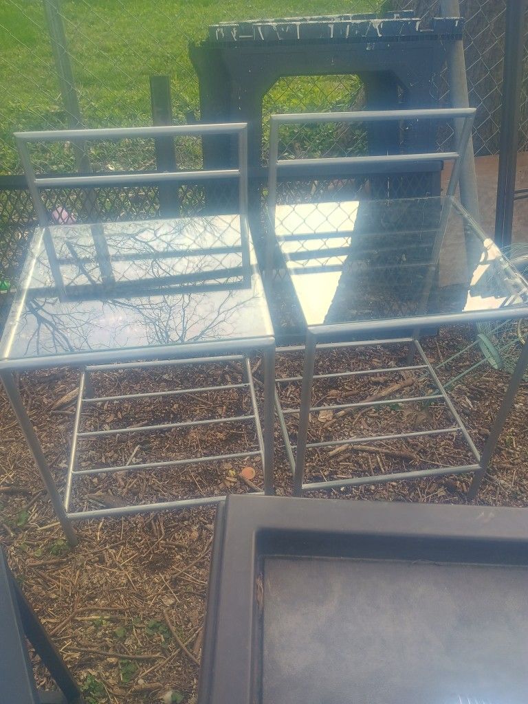 Set Of 2 Metal Tables And Glass The Glass Does Come Off With A Shelf On The Bottom 