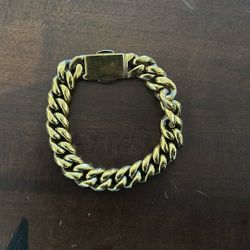 Gold plated bracelet 
