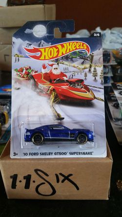 Hot Wheels 10 ford shelby gt500 supersnake