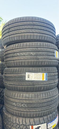 285/45R22 Goodyear TOURING AVAILABLE