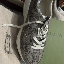 Gucci Shoes Only Use One Time Paid 450$