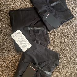 Lululemon men’s large fundamental t-shirt