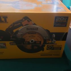 Brand NEW 20V Flex 60V Circular Saw Dewalt