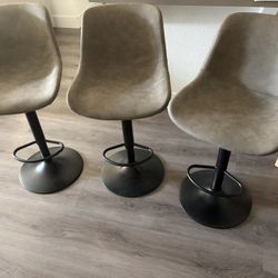 3 Adjustable High Chairs