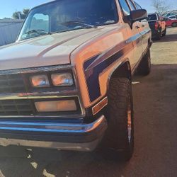 1991 Chevy Suburban 4x4