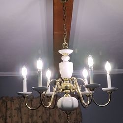 Chandelier 