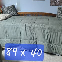 Daybed trundle bed