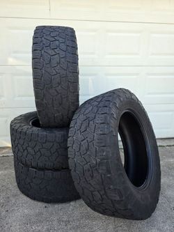LT 35X12.5R20 Toyo Open Country A/T III tires