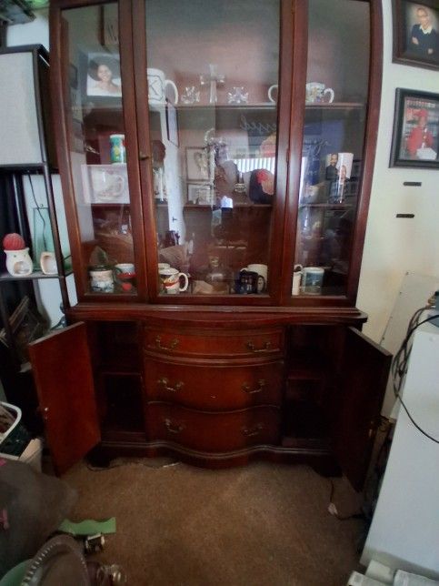 1950s China Cabinet