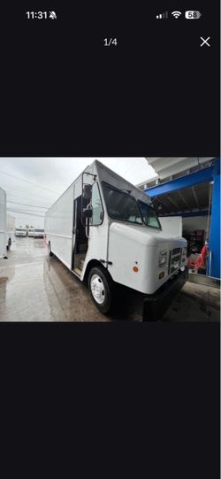 *FOR SALE* 2015 FORD STEP VAN - CONVERT TO FOOD TRUCK!!!