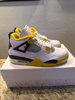 Nike Air Jordan 4 Retro Vivid Sulfur AQ9129-101 Men’s Size 10.5 Brand New