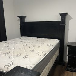 Queen Bedroom Set 