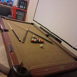 Barrington pool table